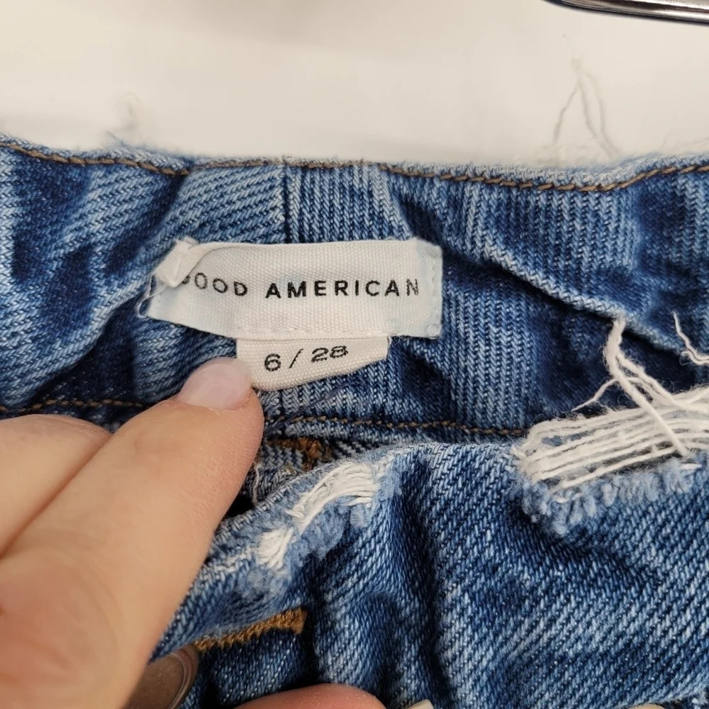 good american Cropped high waisted blue distressed bottom jeans size 6 / 28 - Picture 3 of 6